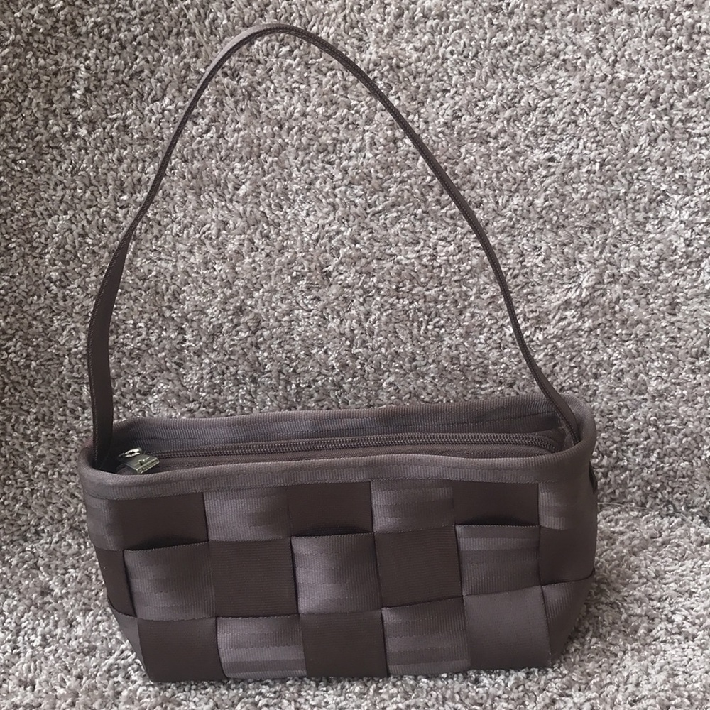 Harvey’s Tan The Original Seatbelt Bag - Picture 2 of 16